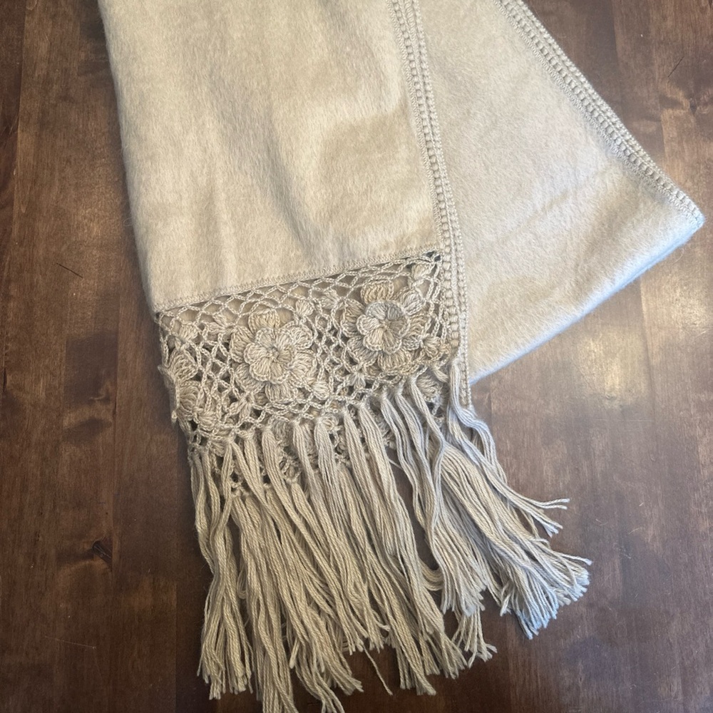 Capchatex Scarf Alpaca Peru Fringe Soft Cozy Winter Quality Knit Boho Floral